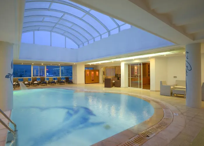 The Penthouse Suites Hotel