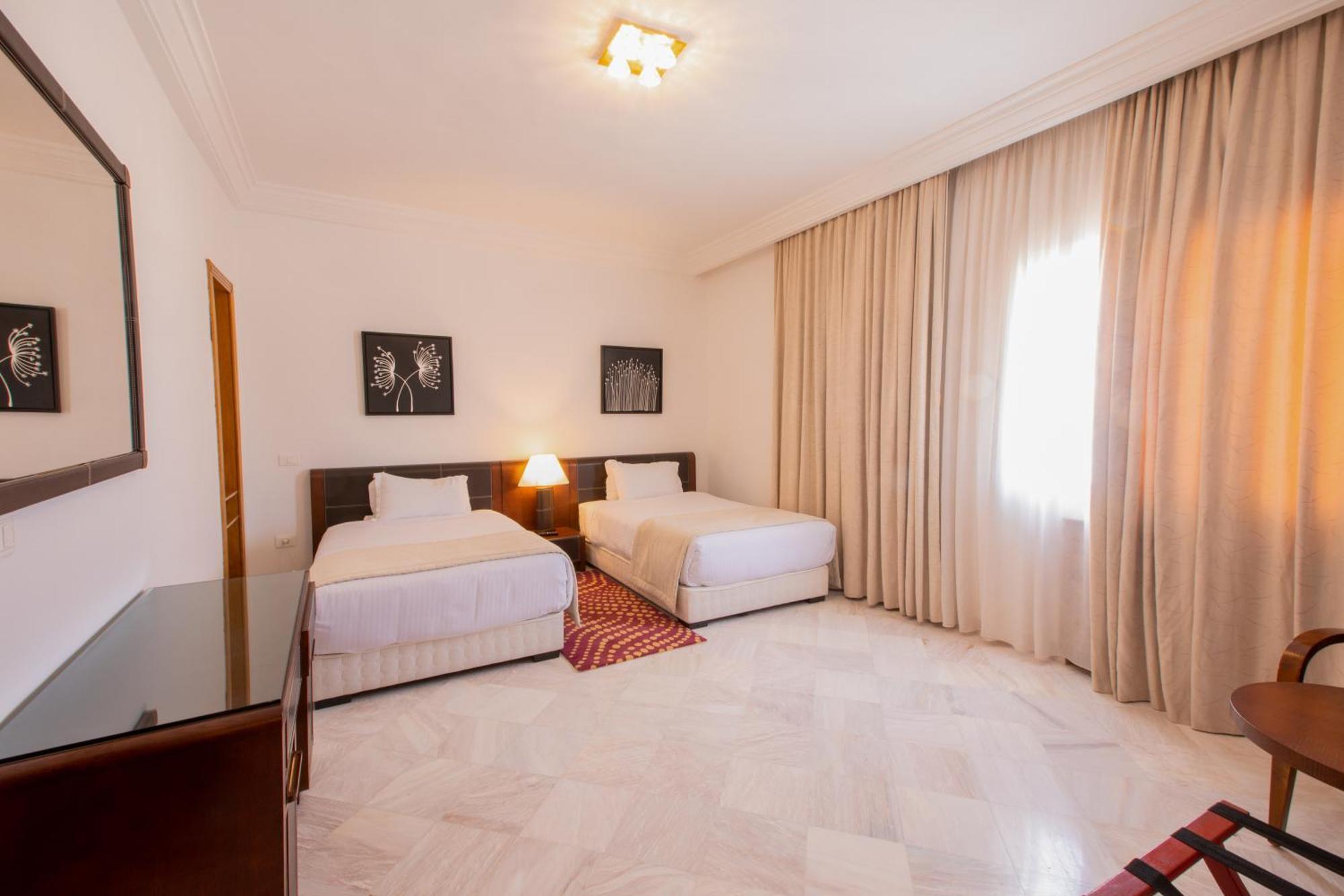 Hotel The Penthouse 5*